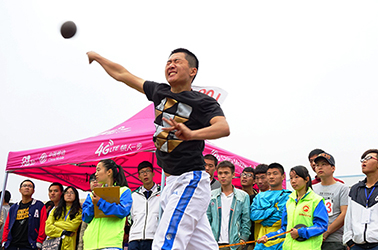 铅球投掷